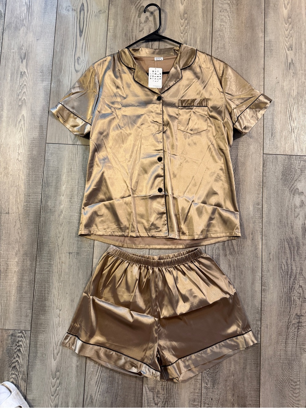 Source Unknown Metallic Bronze Satin Short Sleeve Pajama Set